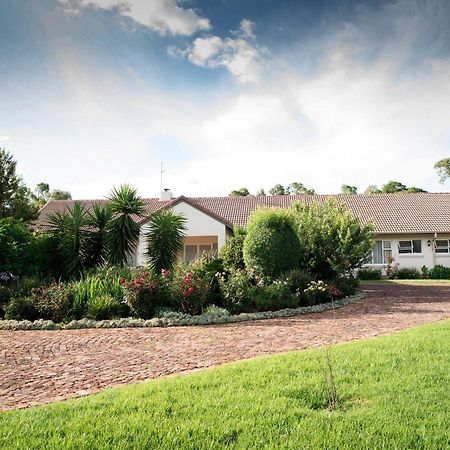 Amohela Guesthouse Midrand Kültér fotó