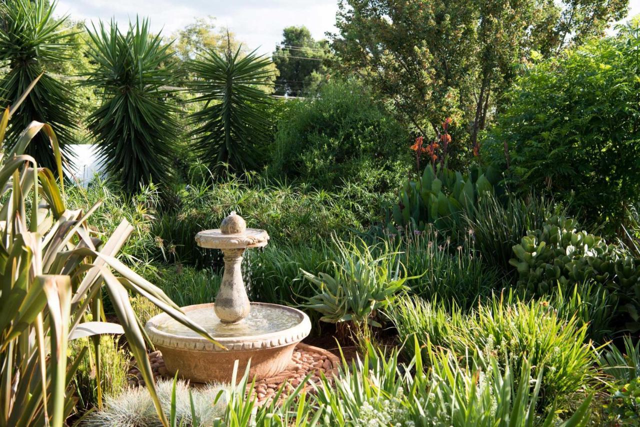 Amohela Guesthouse Midrand Kültér fotó